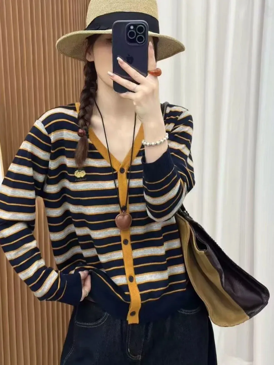 Korean Style V-Neck Long Sleeve Knitted Cardigan Autumn Fashion Pumpkin Embroidery Striped Women's Knitwear Casual Comfortable