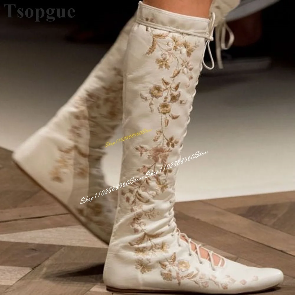 

Knee High White Cross Tied Embroider Decor Boots Flat With Women Shoes Lace Up Round Toe 2024 Fashionable Zapatos Para Mujere