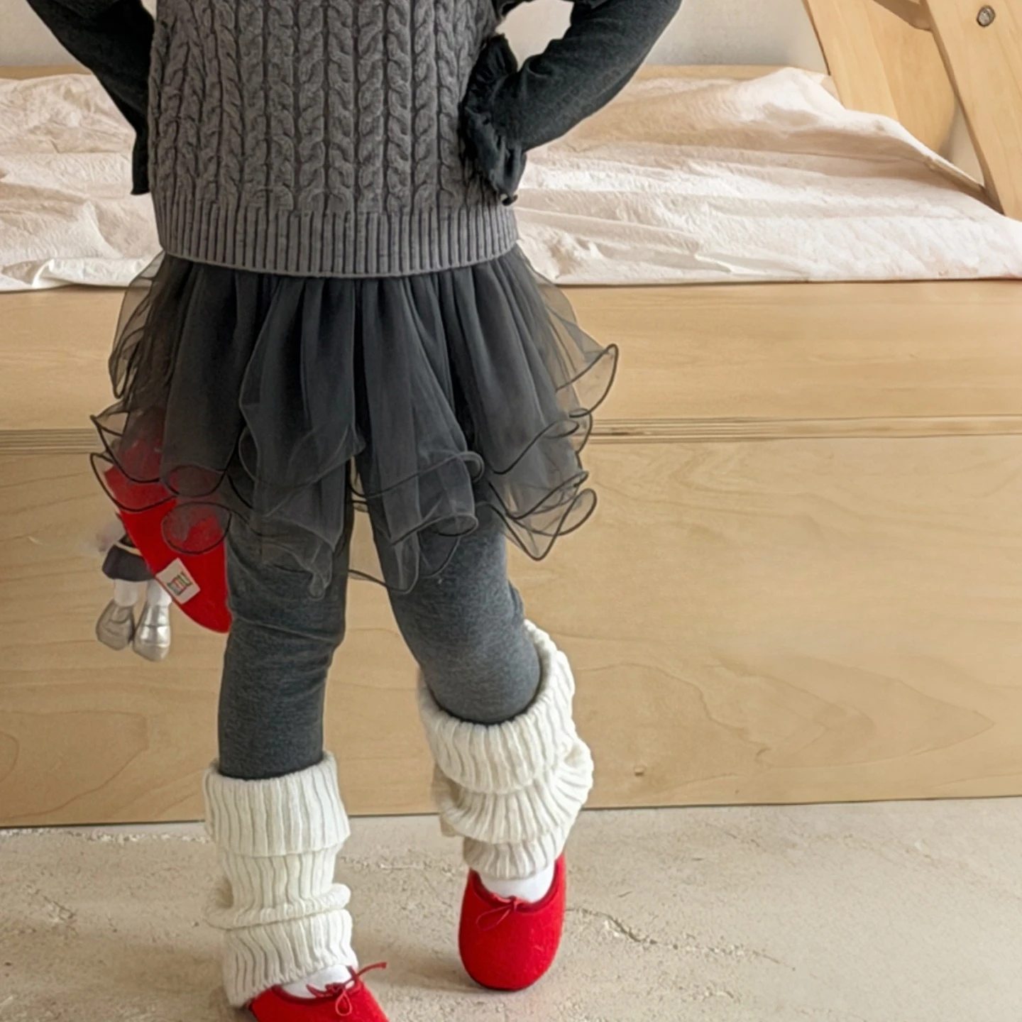 Girls 2026 Fall New Stylish Baby Girl Mesh Diaper Cover Fake Two Piece Layer Leggings Autumn Elegant Style