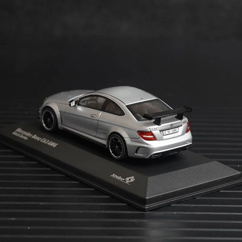 1:43 Scale C63 AMG 2011 Alloy Car Model Decoration Collection Ornaments