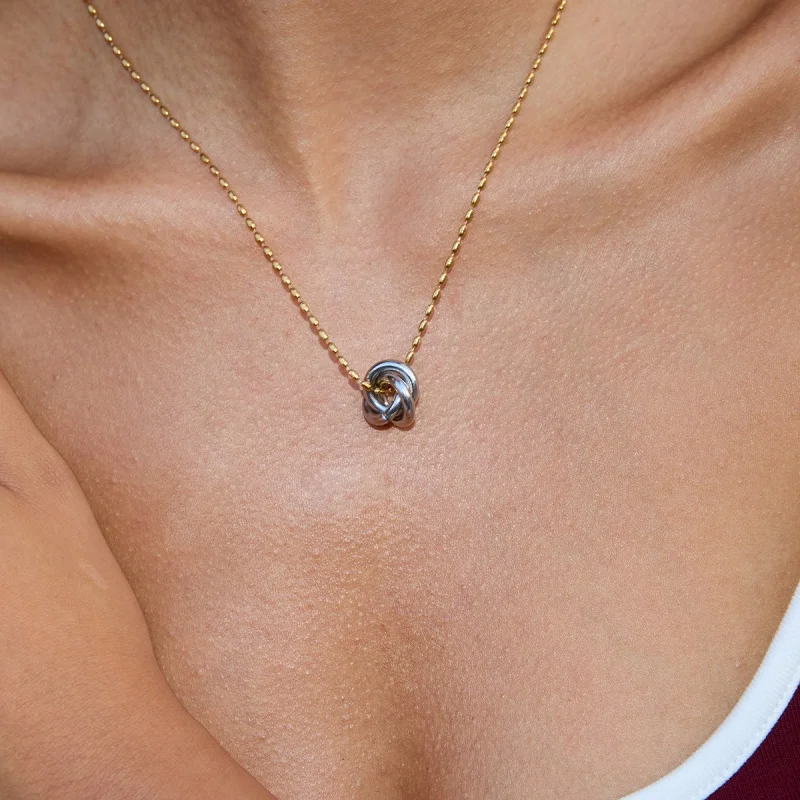 

Women's Geometric Design Stainless Steel Necklace European American Fashion Personalized Titanium Jewelry Gift