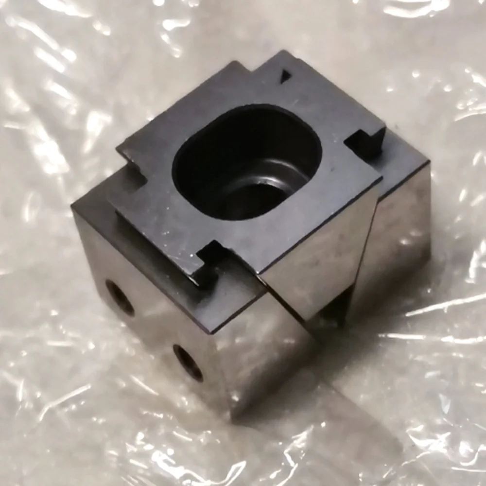 Werkstatt CNC-Zubehör Seitenbefestigungsklemmblock M6 M8 M10 M12 M14 M16 M20 Stahl Ok Spannfutter Pressmaschinen-Schraubstock Pneumatisches Werkzeug – Detail 13