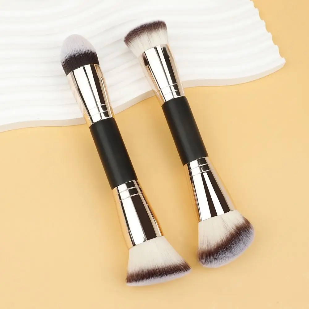 Soft Hair 2 In 1 Makeup Brush Dense Bristle Double Head Loose Powder Brush Multifunction Wooden Handle Foundation Brush Girl