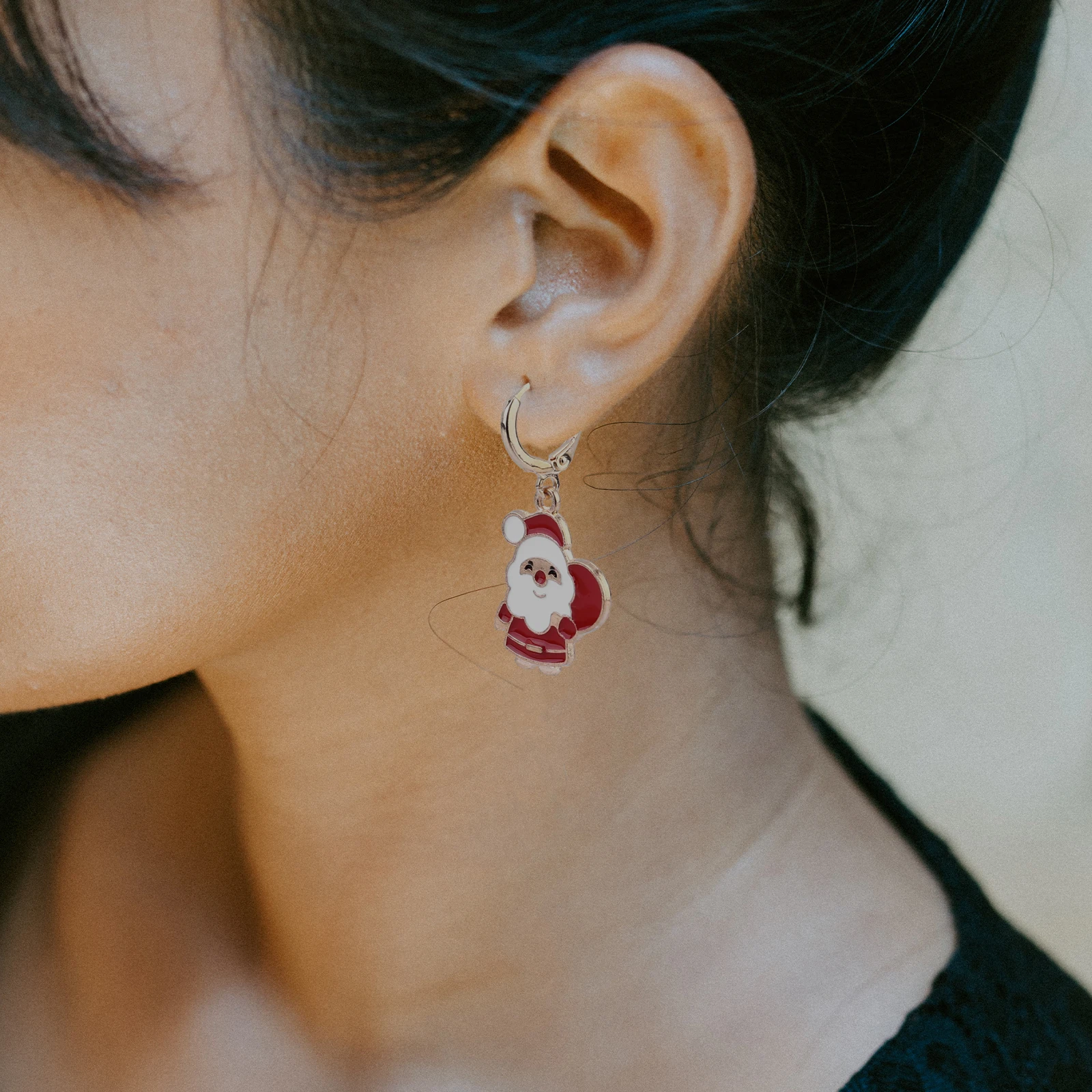 

Christmas Alloy Earrings Santa Shaped Jewelry Present for Women Holiday Accessories Bright Color Novel Design Practical Use