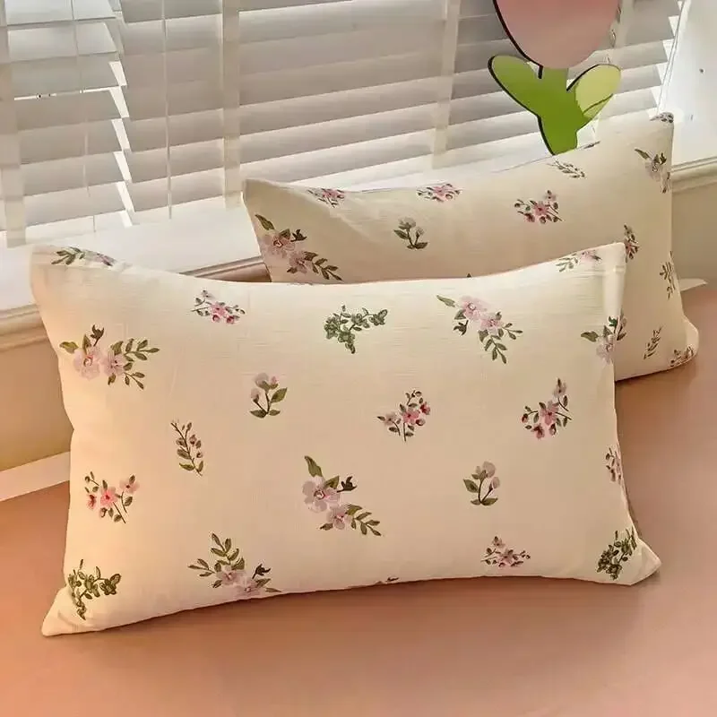 Super Soft Small Cotton Four Piece Set With Fresh Printed Bed Sheets, Bed Sheets, Quilts, Dormitories, Three Piece Sets Of