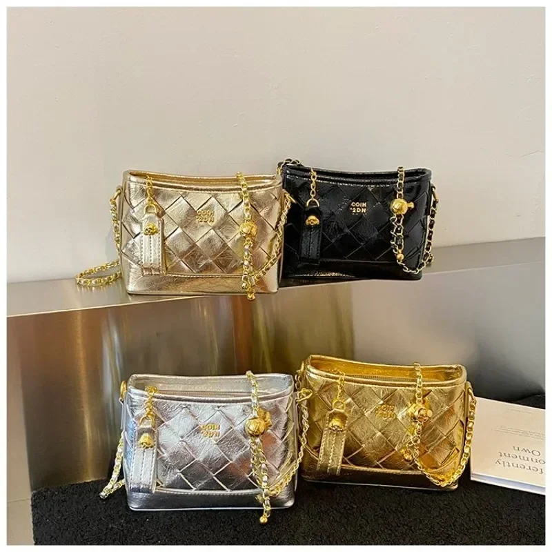 bolsa-de-panales-de-diseno-un-accesorio-imprescindible-para-mujeres-de-cuero-de-lujo-elegante-bolso-de-mano-y-bandolera-con-un-estilo-sofisticado-de-hollywood
