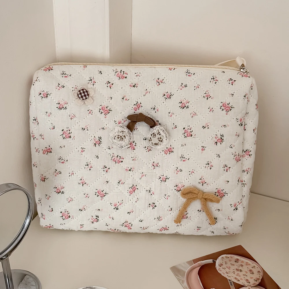 Airfriend Vintage Floral Quilt - Travel Accessories Wholesale review and price