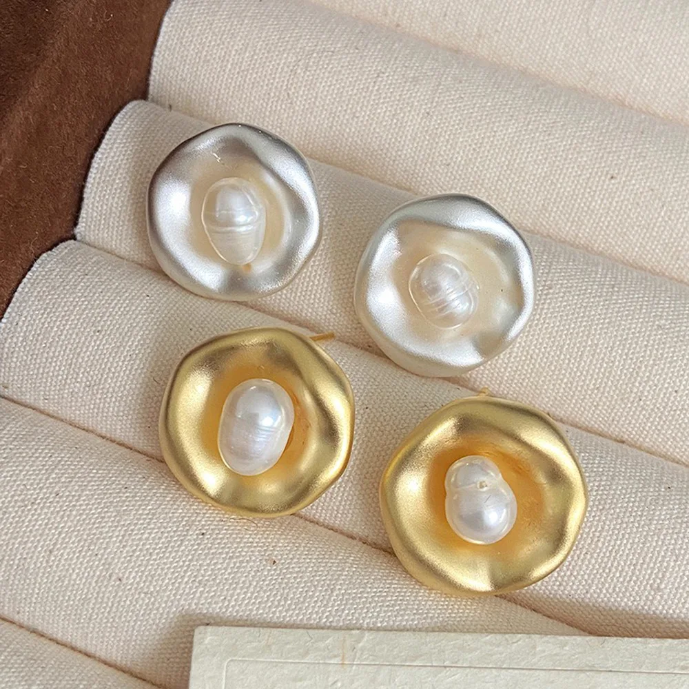 

Luxury Irregular Round Pearl Stud Earrings for Women High Quanlity 925 Silver Needle Earrings Simple French Wedding Jewelry