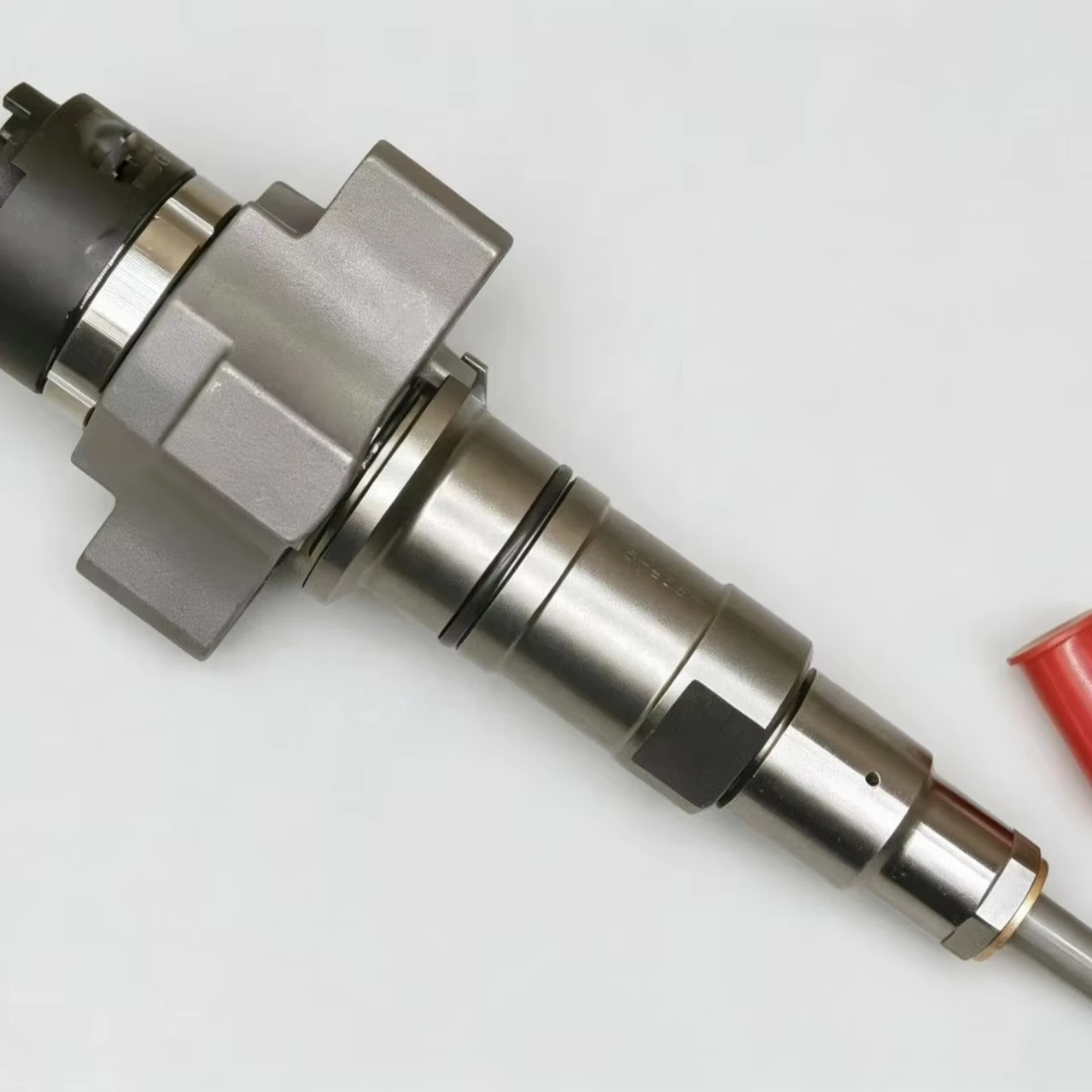 Factory Direct Supply of High-quality Engine Accessories, Common Rail Fuel Injector Assembly, Fuel Injector 4359204