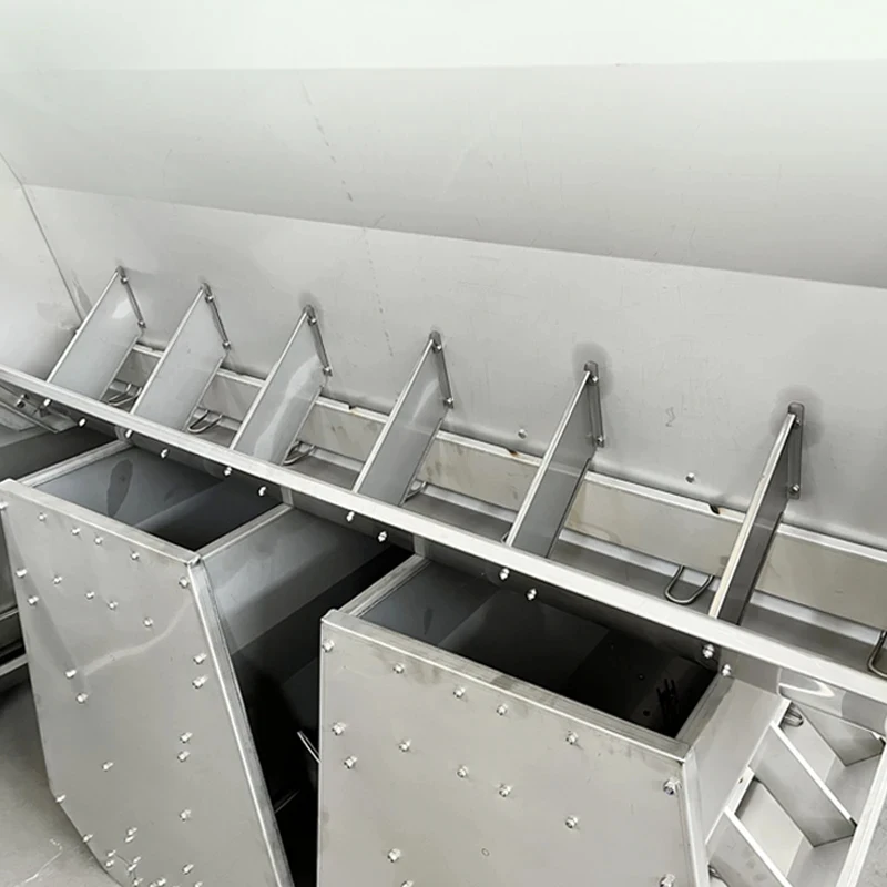 

Cattle Feeders & Pig Feeder - 201 Stainless Steel