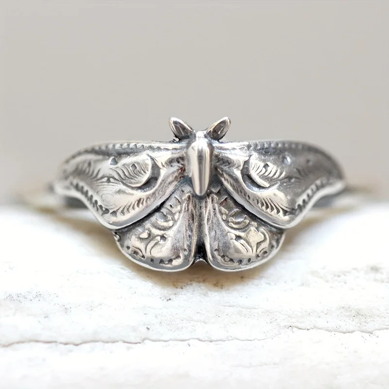 European and American Retro Vintage Vintage Style Oil Painting Ring, Women's High-end Trendy Butterfly Moth Shaped Wing Jewelry
