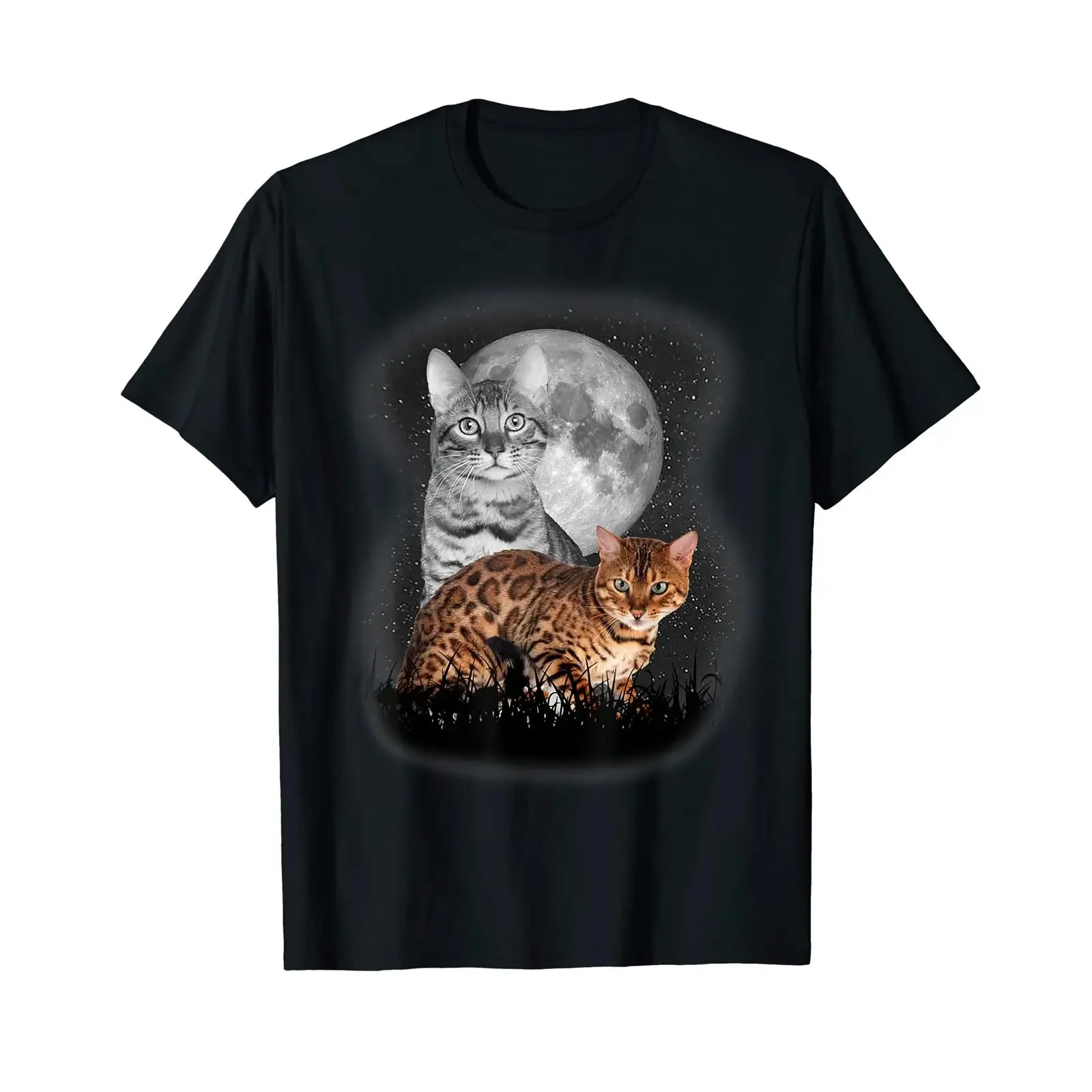 Bengal Cat in Love with Moon Design T Shirt Black S vintage Washed fashion Top For Everyday Wear Casual Slightly Unisex
