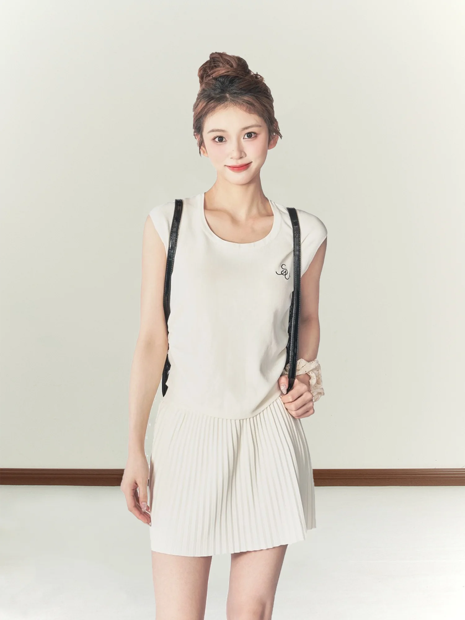 

INSLiiSA Bella Street Sle Ice Silk Knitted Short Sleeve T-Shirt Women Summer Pure Desire Sweet And Spicy Set Polyester Fiber