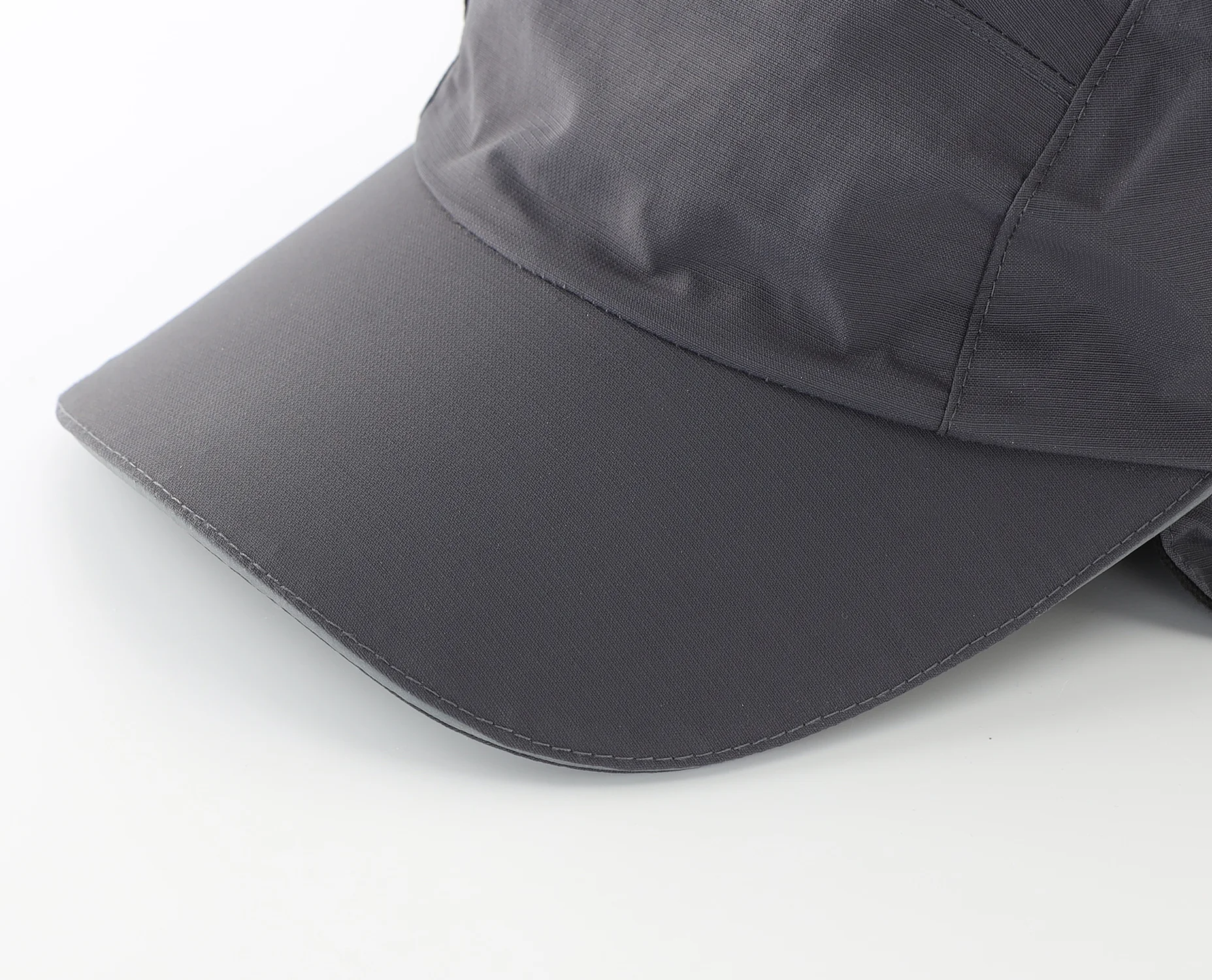 Connectyle Men's Water-Resistant Winter Hat Reflective Fleece Lined Earflap Cap Soft Warm Baseball Outdoor Sports Hat