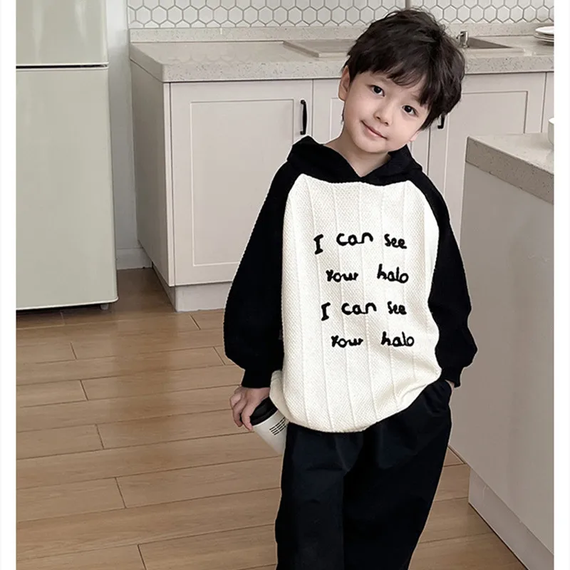 

2024 Spring Boys contrast color patchwork sweater Kids Letters embroidery knit pullover