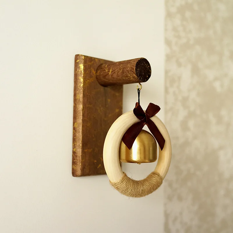 

Magnetic Bell for Door Opening Vintage Wooden Wind Chime Doorbell with Brass Bell Dopamine Decor for Garden Christmas Day Gift