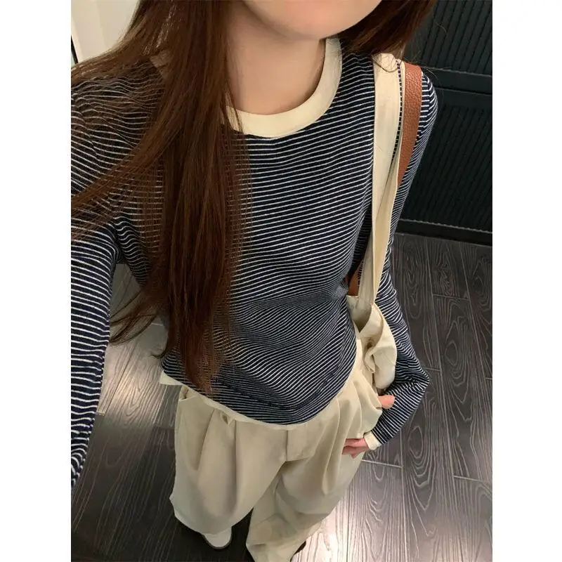 

Korean Style Striped Right Shoulder Long for Women Autumn and Winter Inner Layering Shirt for Outdoor Shopping Short Long Sleeve