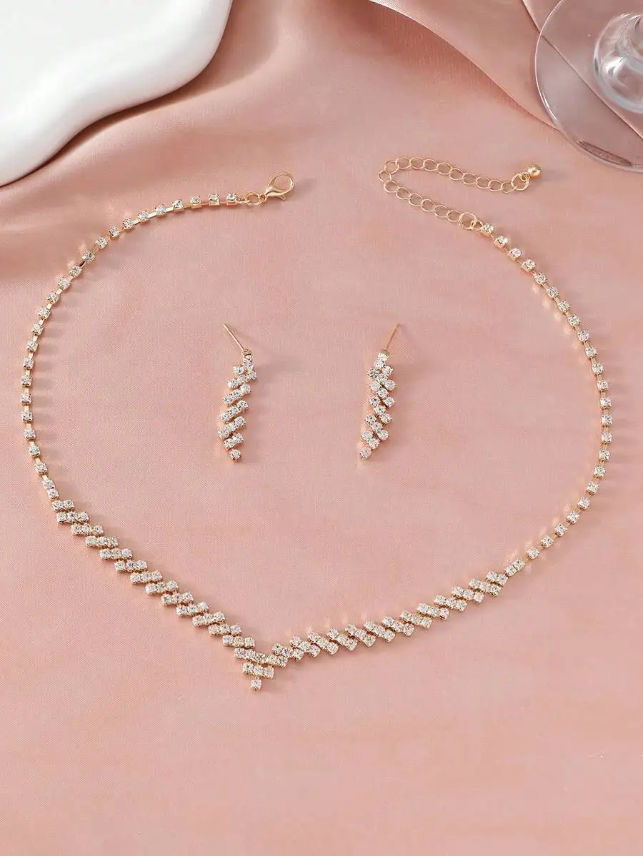 

Crystal-Embellished V-Shape Necklace and Drop Earrings Set for Women