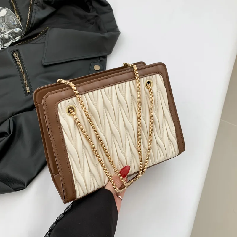 

Pure Colour Fashion Women's Bag Large Capacity Casual Slanting Cross Bag Ladies Wrinkle Shoulder Bag Chain Decoration PU Materia