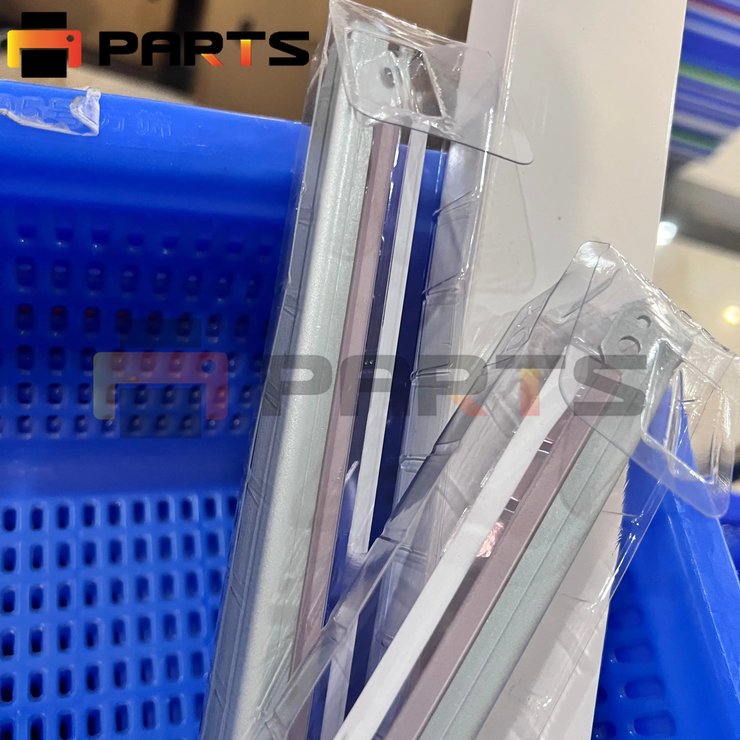 

5PCS OEM V80 Drum Cleaning Blade For Xerox Versant 80 180 2100 3100 Copier Clean Blade V180 V2100 V3100 013R00674 013R00676