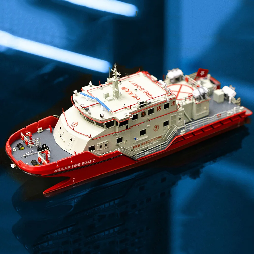

1/260 Fire Services Department Fireboat No. 7 Resin Finished Ship Model Static Fireboat Desktop Ornaments Home Decoration