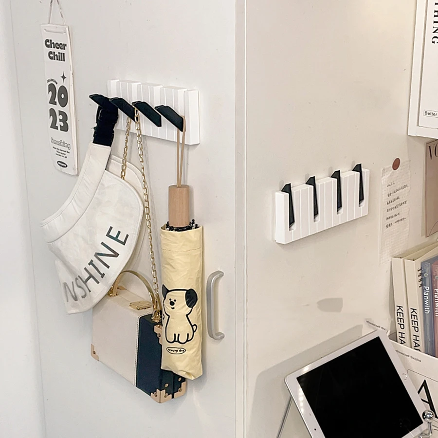 1/2pcs kreative Klavier haken Wohnzimmer Schlafzimmer Studenten wohnheim Wand montage Kleider haken starke tragende zusammen klappbare Gestelle