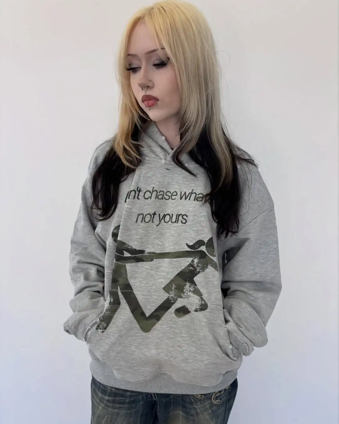 Y2K Gray Sport Don’t chase Hoodie Print Sweatshirt Men Women Vintage Classic Hip Hop Streetwear Tracksuit Men Clothing Loose Top