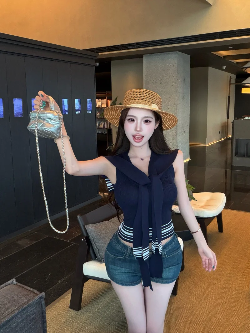 

Summer Navy Collar Tied Shoulder Knitted Short Vest Striped Two-Piece Set Women's Fashion College Style Top And Scarf Ensemble