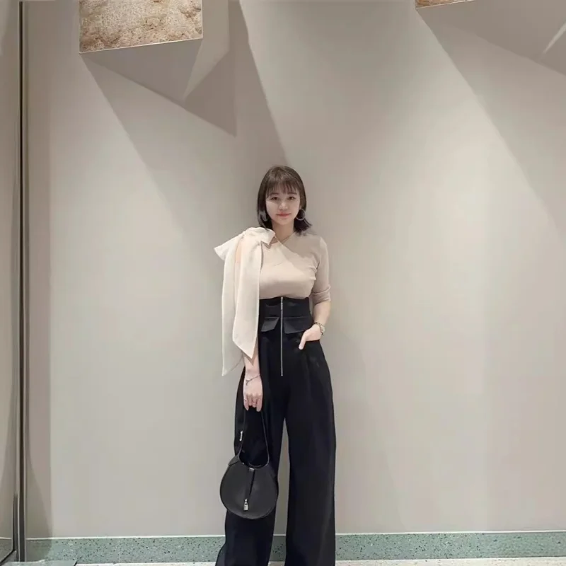 Camisola de malha doce e elegante estilo japonês, arco de ombro, design versátil, design fino, 2024