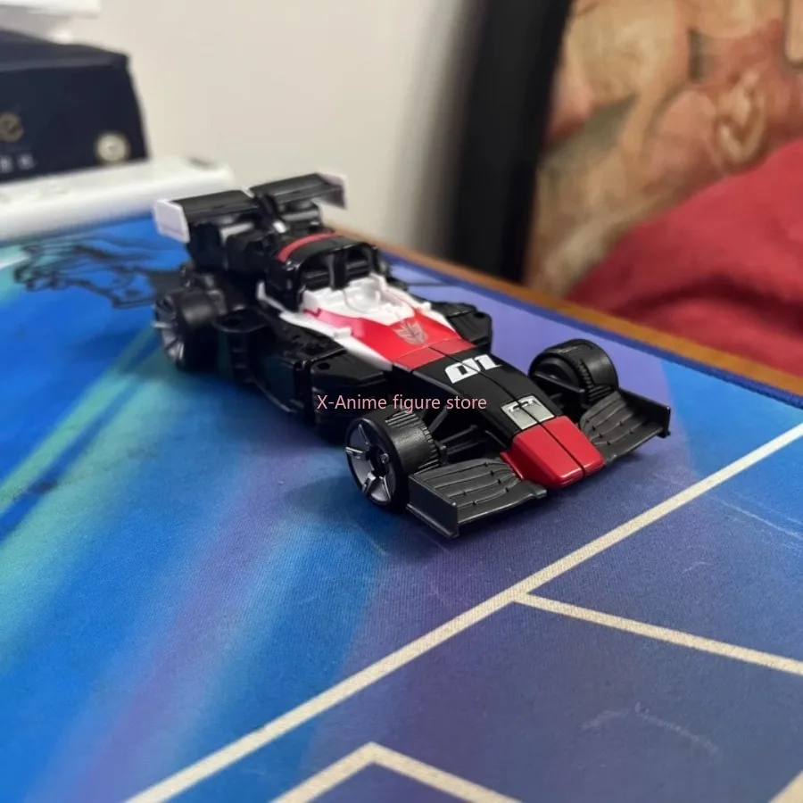 Nuovi Hasbro Transformers Giocattoli Classici Age of The Primes Deluxe Class Decepticon Crasher Action Figures Robot Hobby Regali