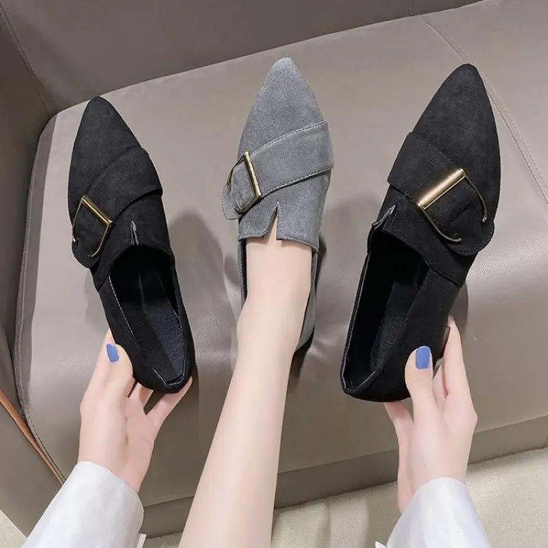 New Women's Pointed Casual Flat Shoes Soft Sole Single Shoes Retro Doudou Shoes Large Female Shoes Plus Size 35 - 43 Fashion