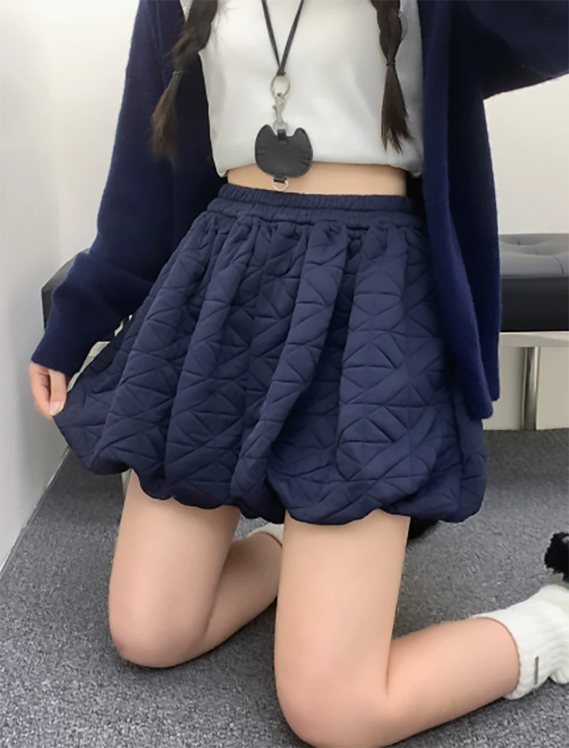 

Женская стеганая мини-юбка-пуховик 2026 года, темно-синяя, с эластичным поясом, с подолом-«пузырьком», повседневная, в милом стиле, теплая, короткая юбка