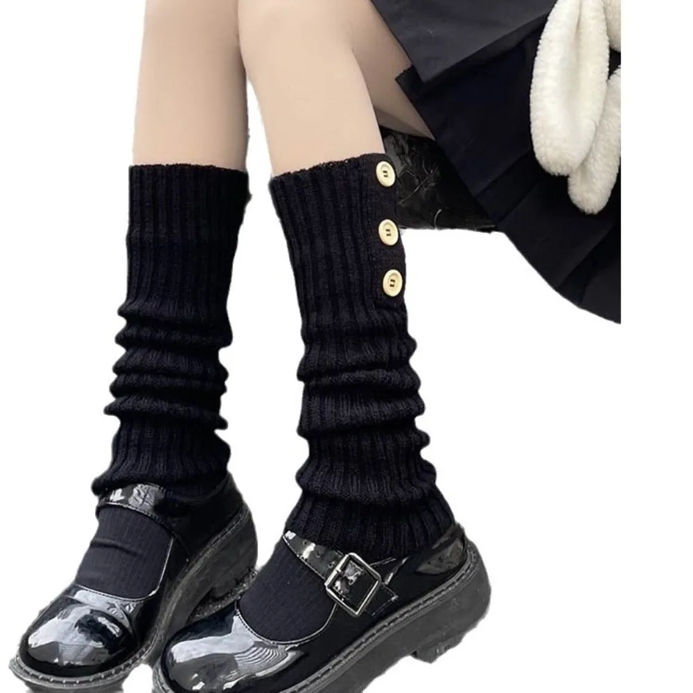 كلية نمط الرجعية زر الشتاء طماق المرأة الصوفية متماسكة الجوارب البيضاء أنبوب طويل عالية القيمة كومة الجوارب