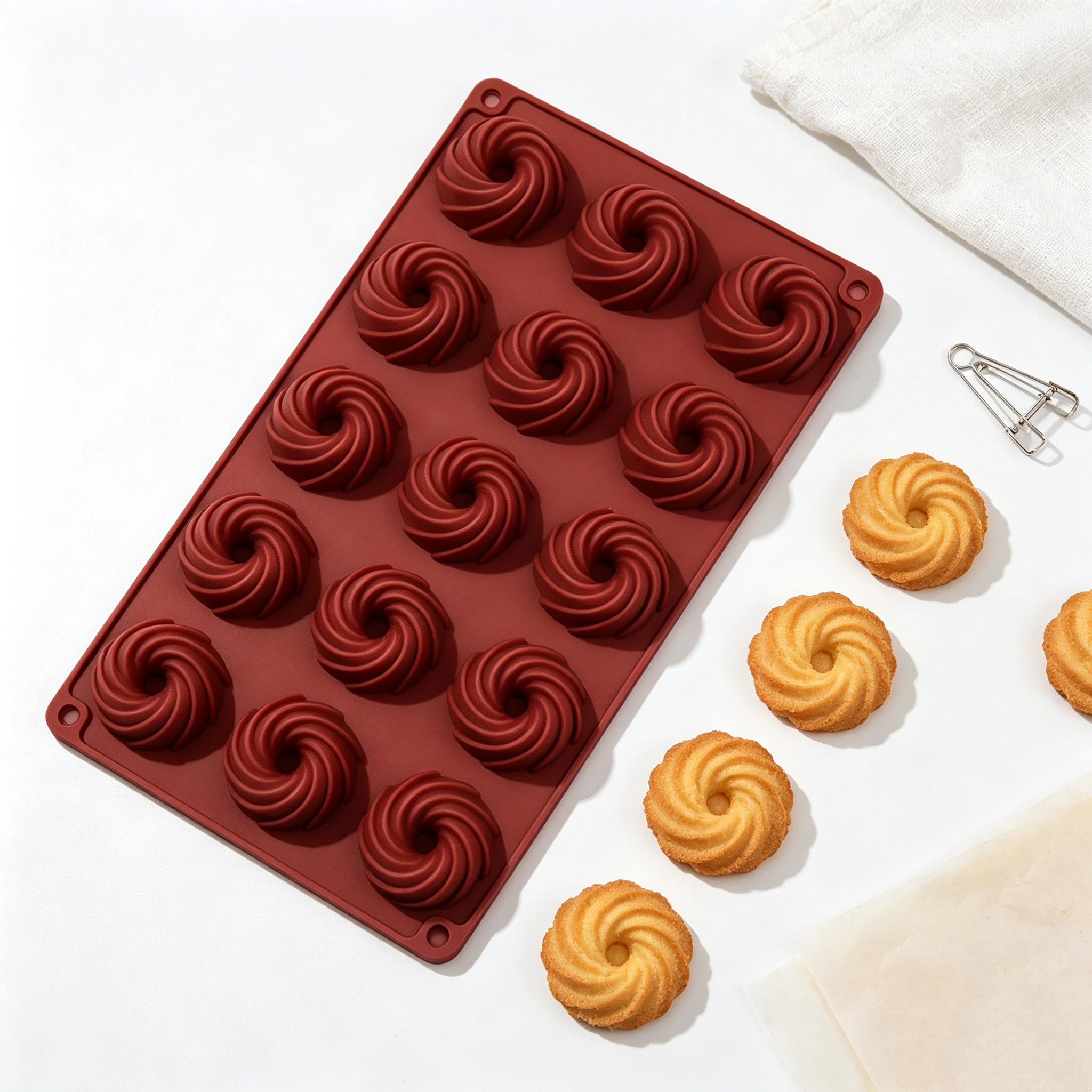 15 Cavity Silicone Cake Mold Swirl Non-Stick Baking Mould for Chocolate Jelly Candy