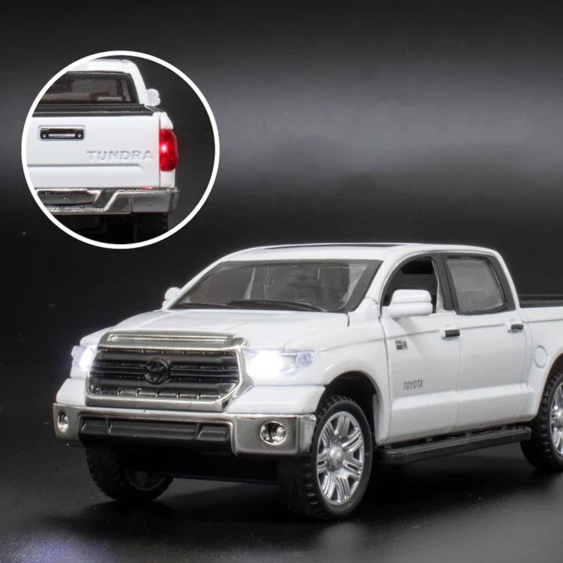 1/32 Toyota Tundra Pickup, модель автомобиля из сплава, внедорожник, литая под давлением металлическая шкала, игрушечный автомобиль, звуковой свет, подарок для детей