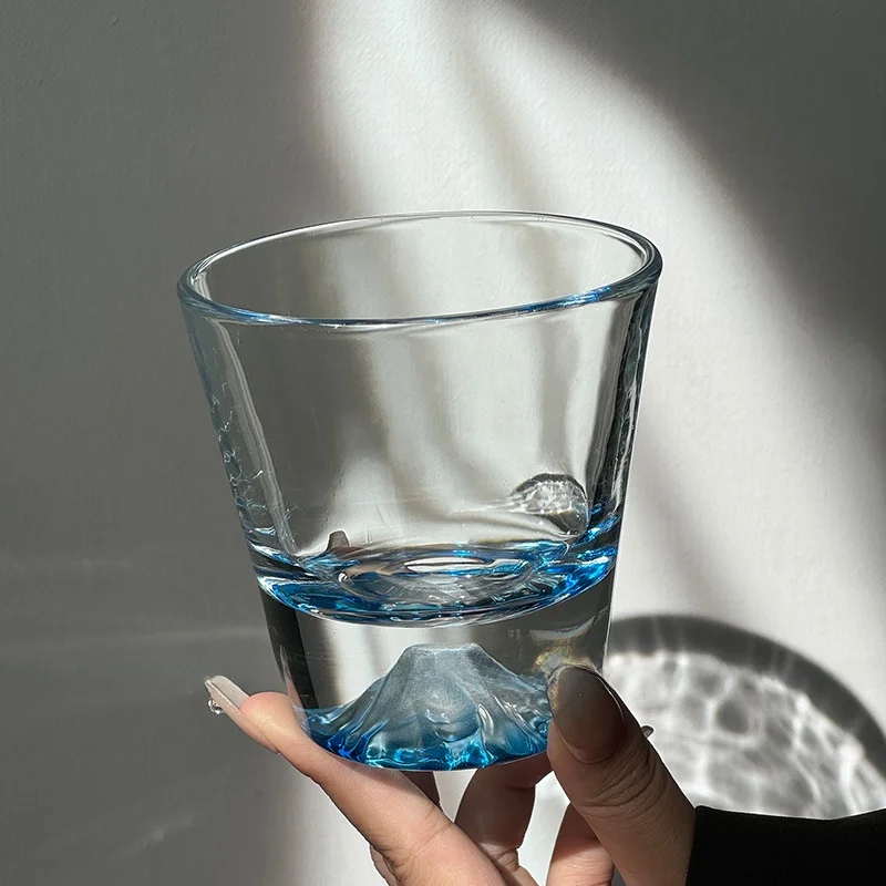 Blue Limited Edition Fuji Mountain Glasbecher, japanischer Sle-Kaffee-Trinkbecher mit hohem ästhetischem Wert für den Heimgebrauch, Wasserbecher