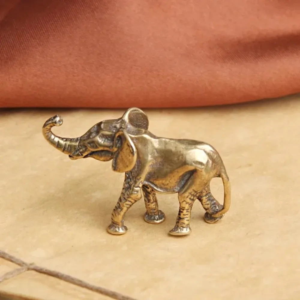Antique Bronze Minature Elephant Figurines Tea Pet Table Ornament Decorations Solid Copper Animal Crafts Home Decor Living Room