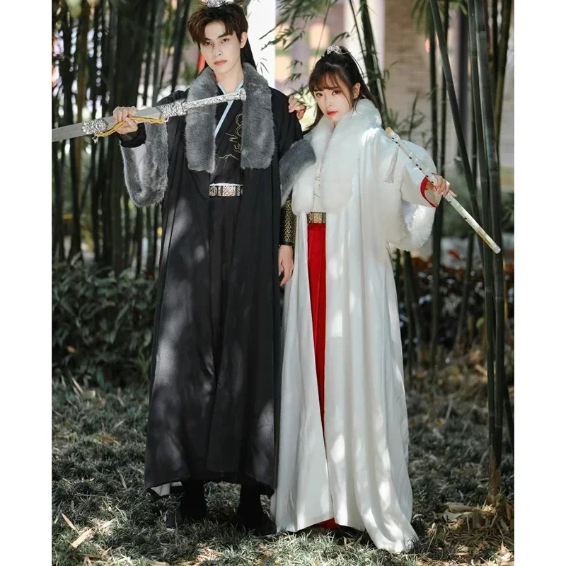 Winter High Quality Embroidered Hanfu Thickened Fur Collar Cloak for Couples Men Women Ancient Knight Cosplay Costume Halloween