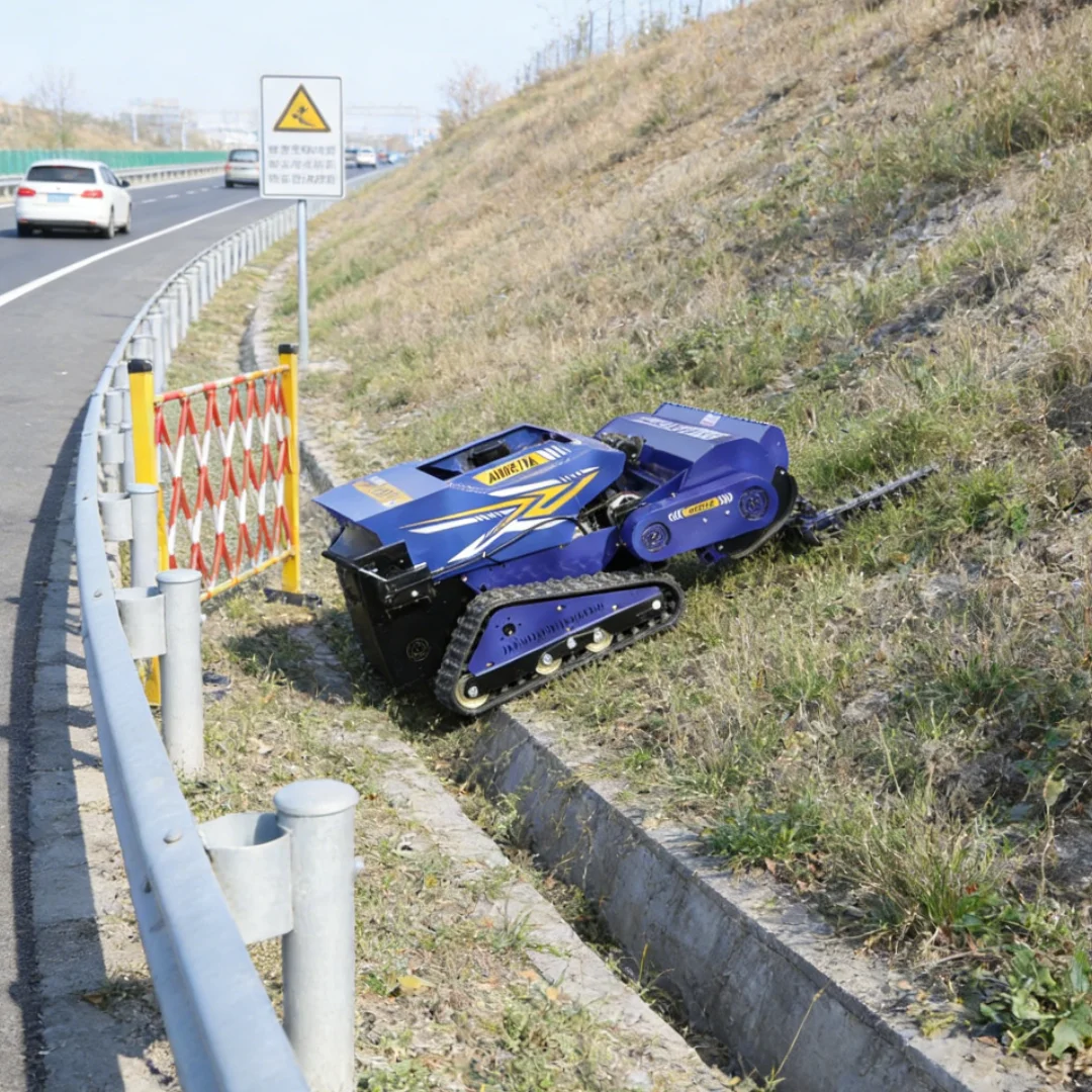 جزازة العشب المخصصة للتحكم عن بعد روبوت إزالة الأعشاب الضارة الذكي لإزالة الأعشاب الضارة في دورة الجولف