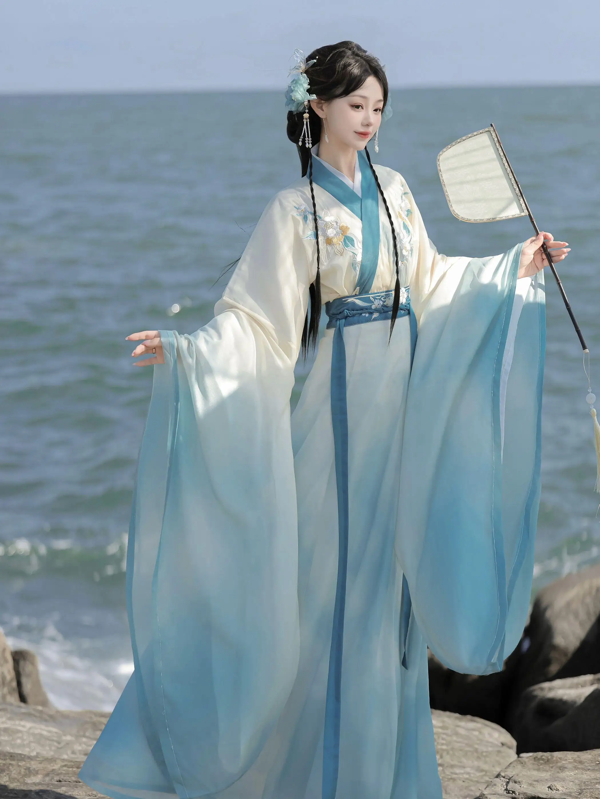 

Original Qingyi Initials Embroidered Hanfu Women's Wide Sleeve Spring Autumn Style Breakaway Skirt Northern And Southern Dyna...