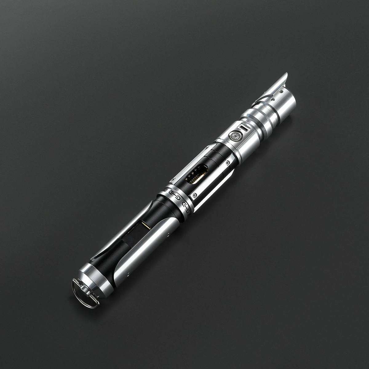 

[Wholesale] Lightsaber Metal hilt Jedi Laser Sword Sensitive Smooth Hitting Sound Punksaber Xenopixel Proffie2.2 Light Saber Toy