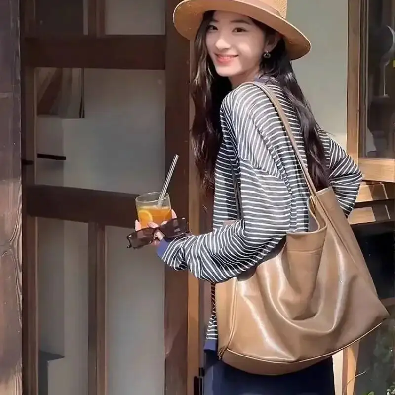 소매가 있는 풀오버 한국 스타일 여성 긴팔 티셔츠 의류 패션 인기 의류 저렴한 트렌디 탑 여성용