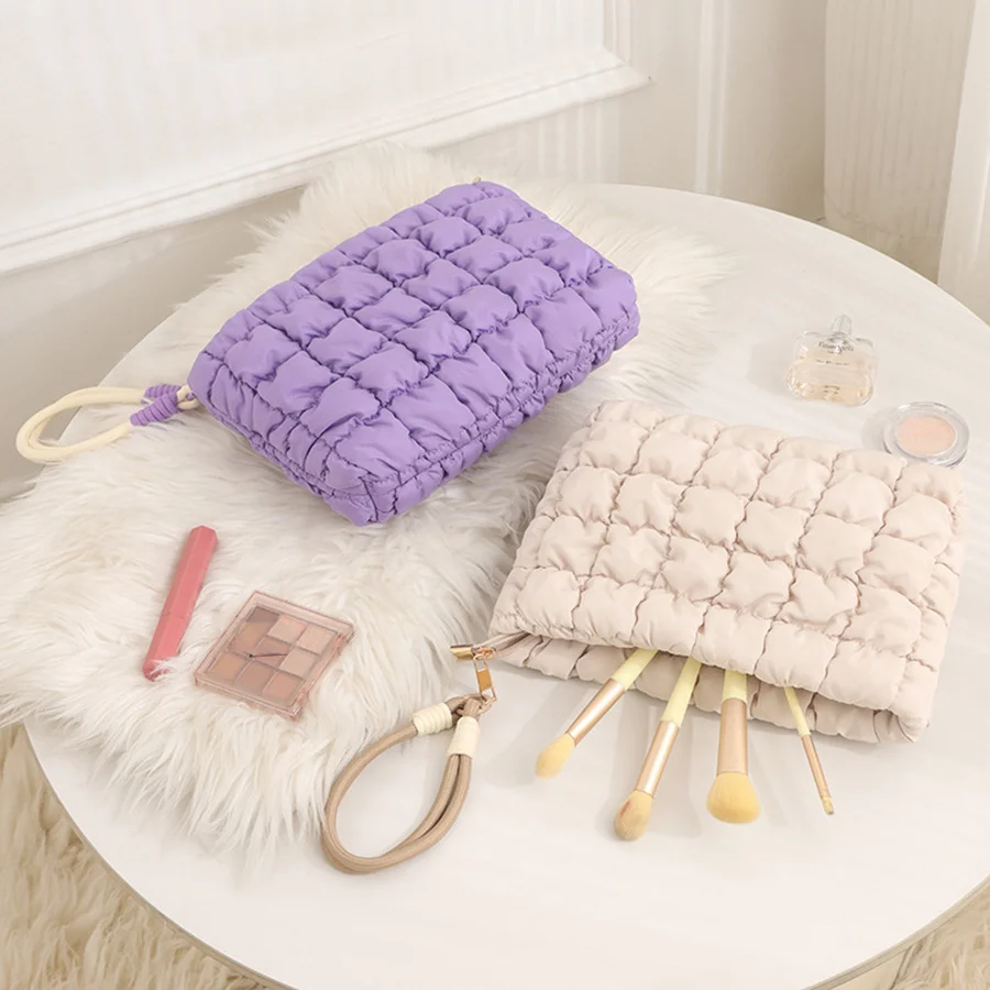Cute Puffer Quilted MakeupBag CosmeticBag Puffy Travel Toiletry Pouch Checkered ZipperBag Makeup OrganizerBag For Woemn Girl
