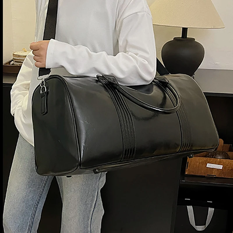 Cross Border Travel Bag New Large Capacity Hand Luggage Bag Fashionable Crossbody Sports Fitness Storage Bag For Delivery