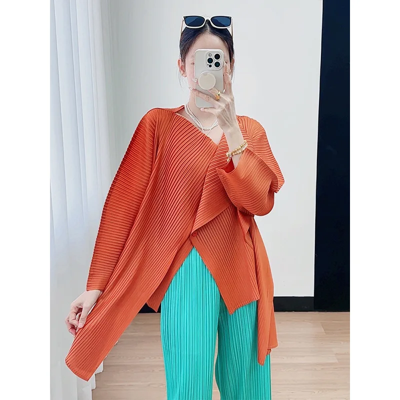 الراقية غير النظامية بلون تصميم تحسس واحدة الصدر مطوي سترة أعلى مياكي 2025 صيف جديد المرأة سترة قصيرة