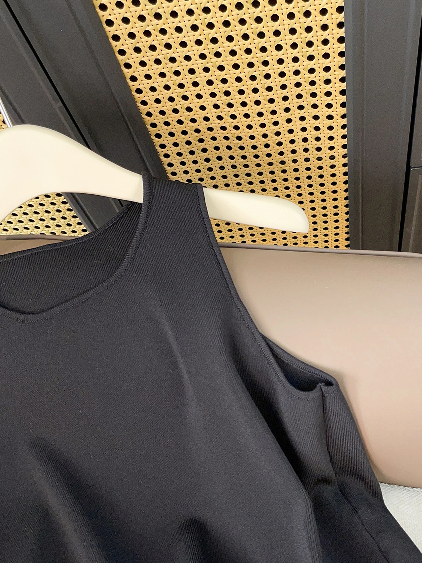 Faionable Mid-Length Vest And Skirt Set for Women Ele Autumn Winter New Arrival High-End Women's Clothing Ensemble