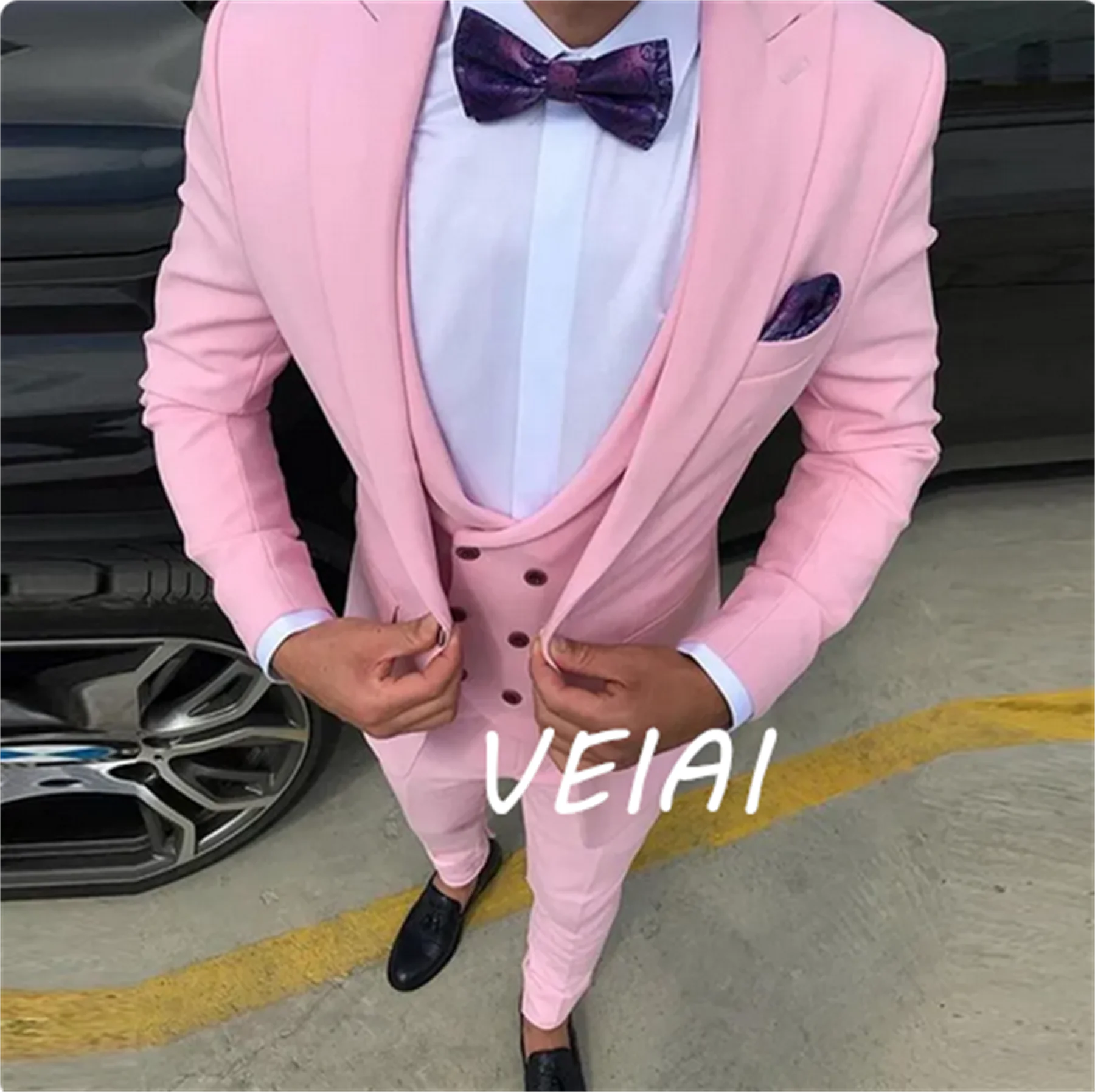 

Pink Prom Men Suits Slim Fit 3 Pieces Groom Tuxedo for Wedding Party Peaked Lapel Casual Male Fashion Jacket Waistcaot with Pant