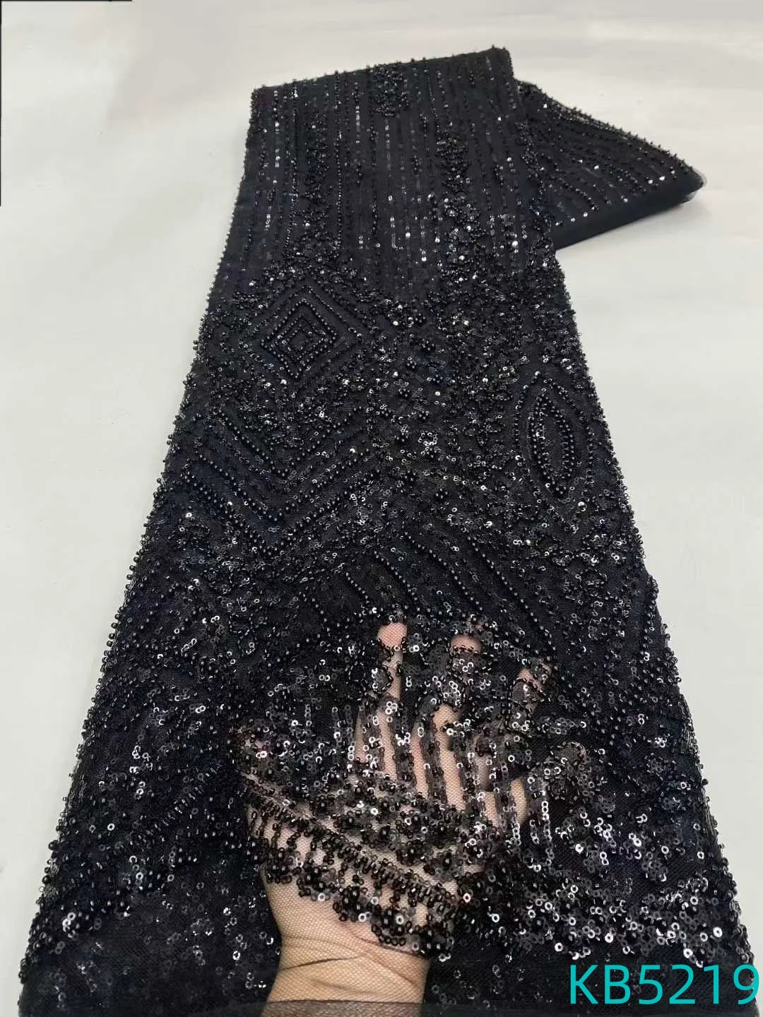 ผ้าลูกไม้แอฟริกัน 2025 ผ้าลูกไม้ทูลล์ปักเลื่อมสีน้ำตาล ผ้าปักลูกปัด ผ้าลูกไม้ตาข่ายฝรั่งเศส สำหรับตัดเย็บเสื้อผ้า KB5219