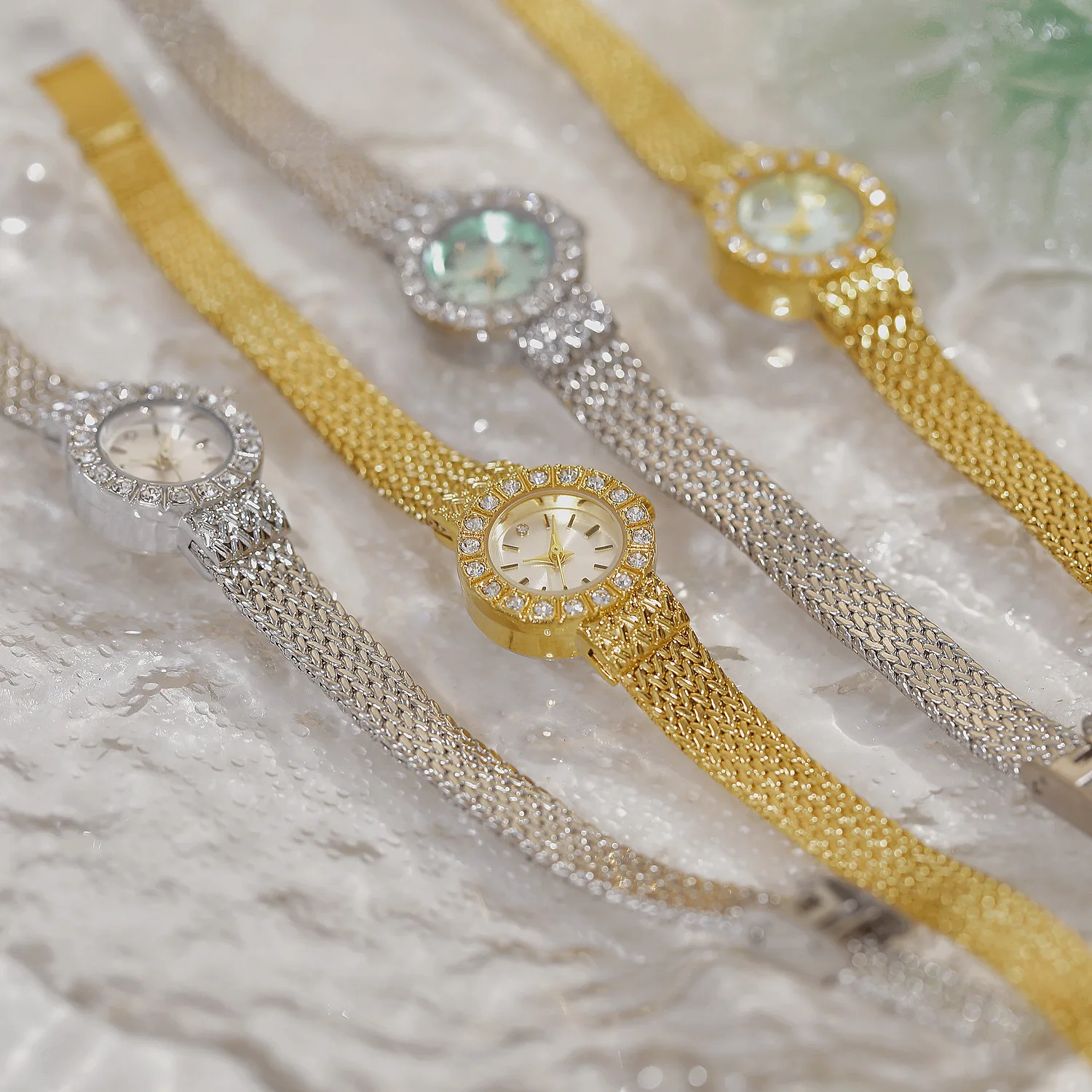 Женские часы, роскошные дизайнерские светло-голубые кварцевые часы, элегантные модные наручные часы с бриллиантами, подарки для женщин