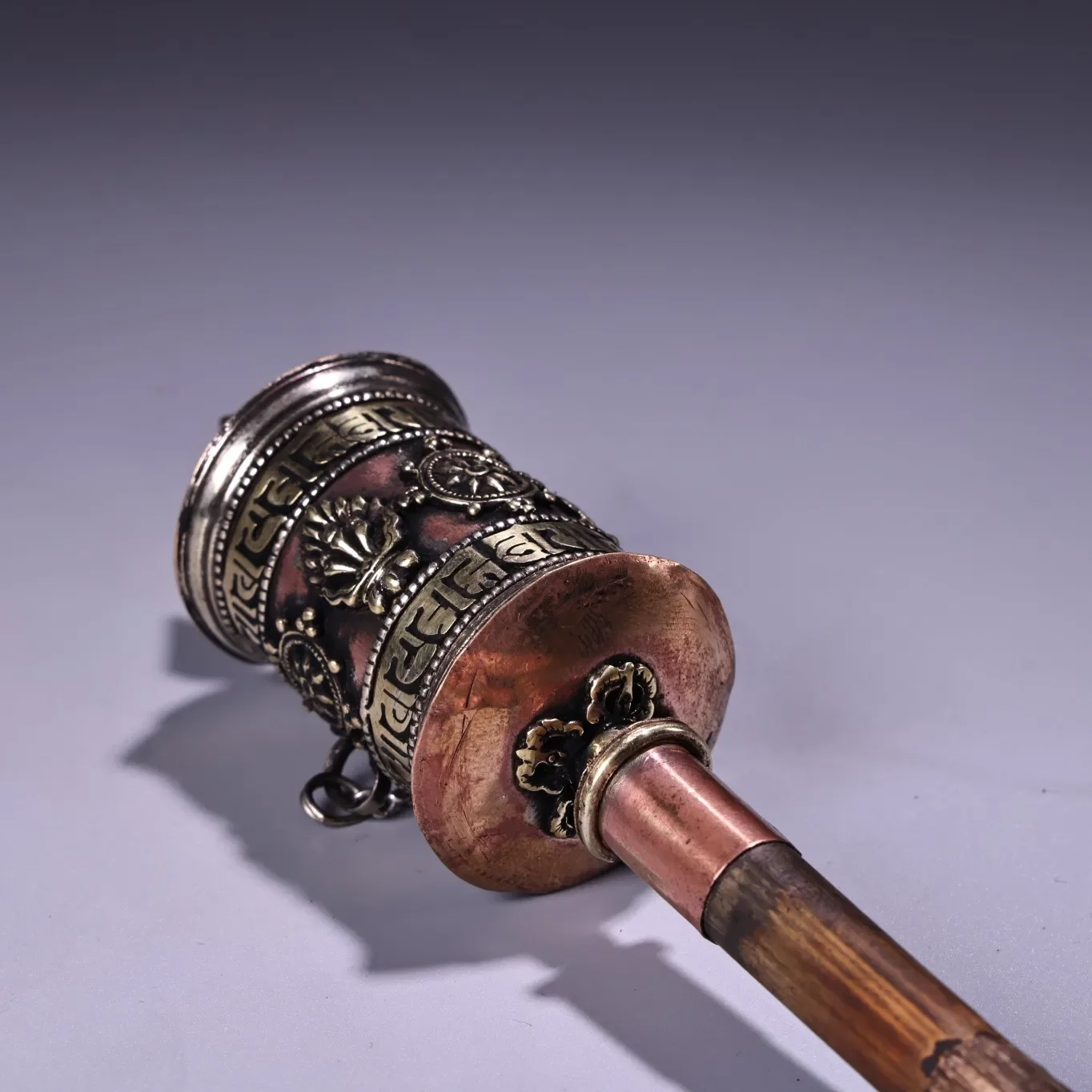 

9"Tibetan Temple Collection Old Bronze Auspicious Eight Treasures Manual Prayer Wheel Old Scriptures Worship Hall Town house